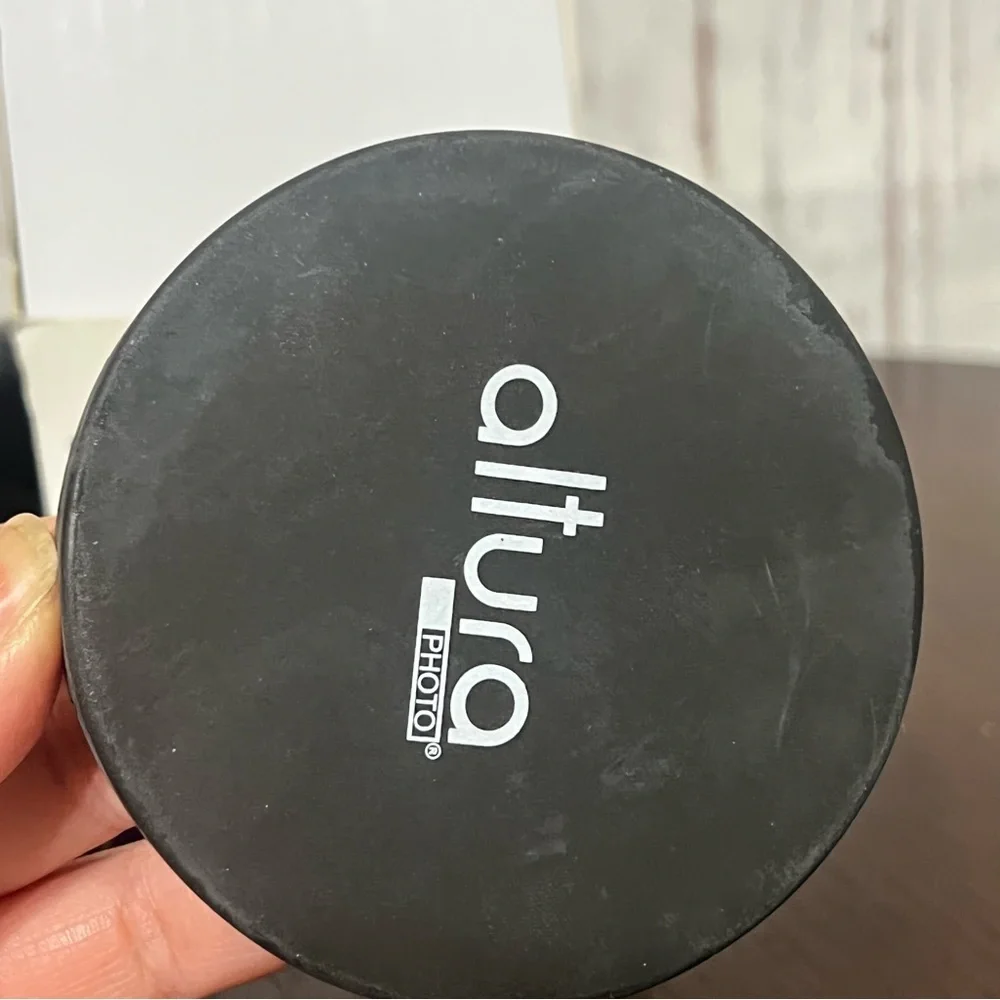 Altura 0.43x Wide Angle Lens 52mm - Black and Red